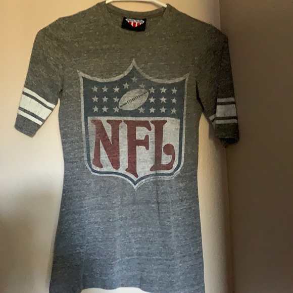 NFL tee - Picture 1 of 1